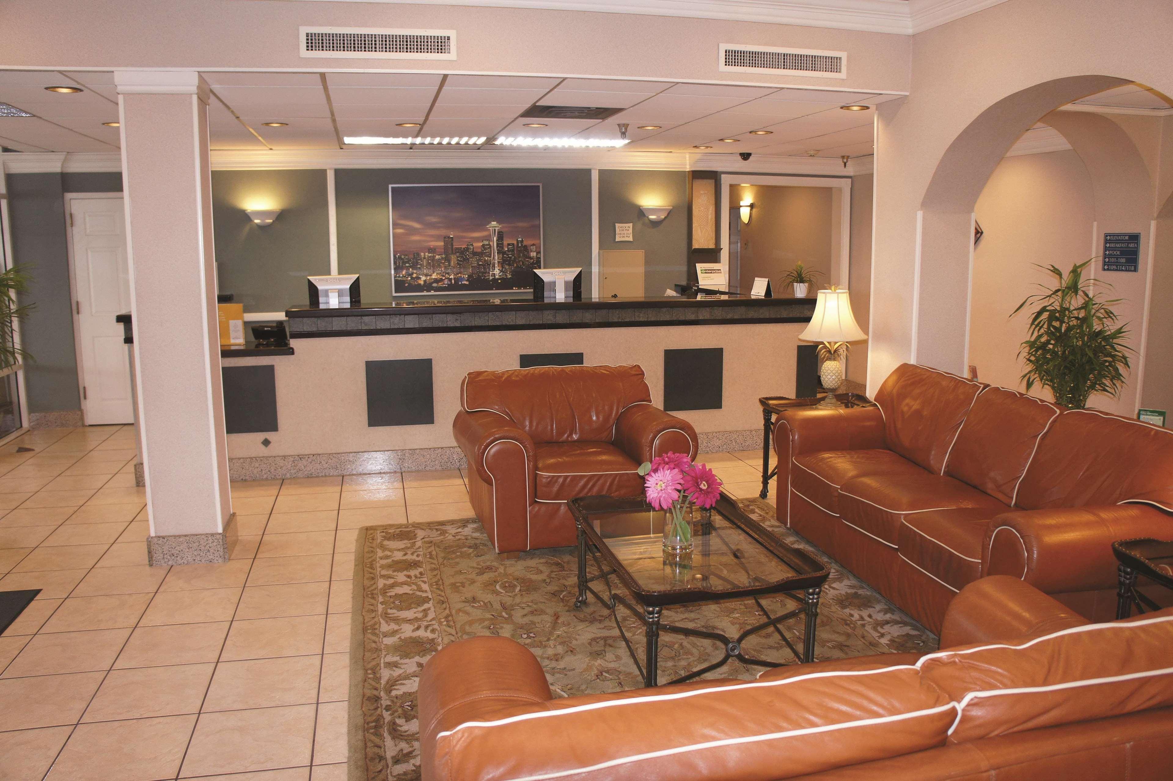 La Quinta Inn By Wyndham Lynnwood Ngoại thất bức ảnh